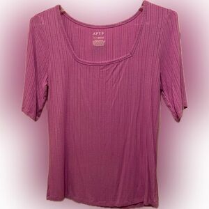 Ribbed lilac top - size Large